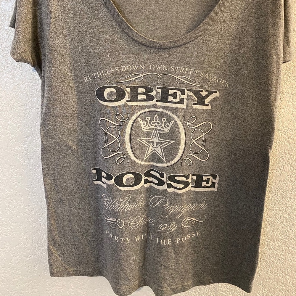 Obey Women’s T-shirt size L
